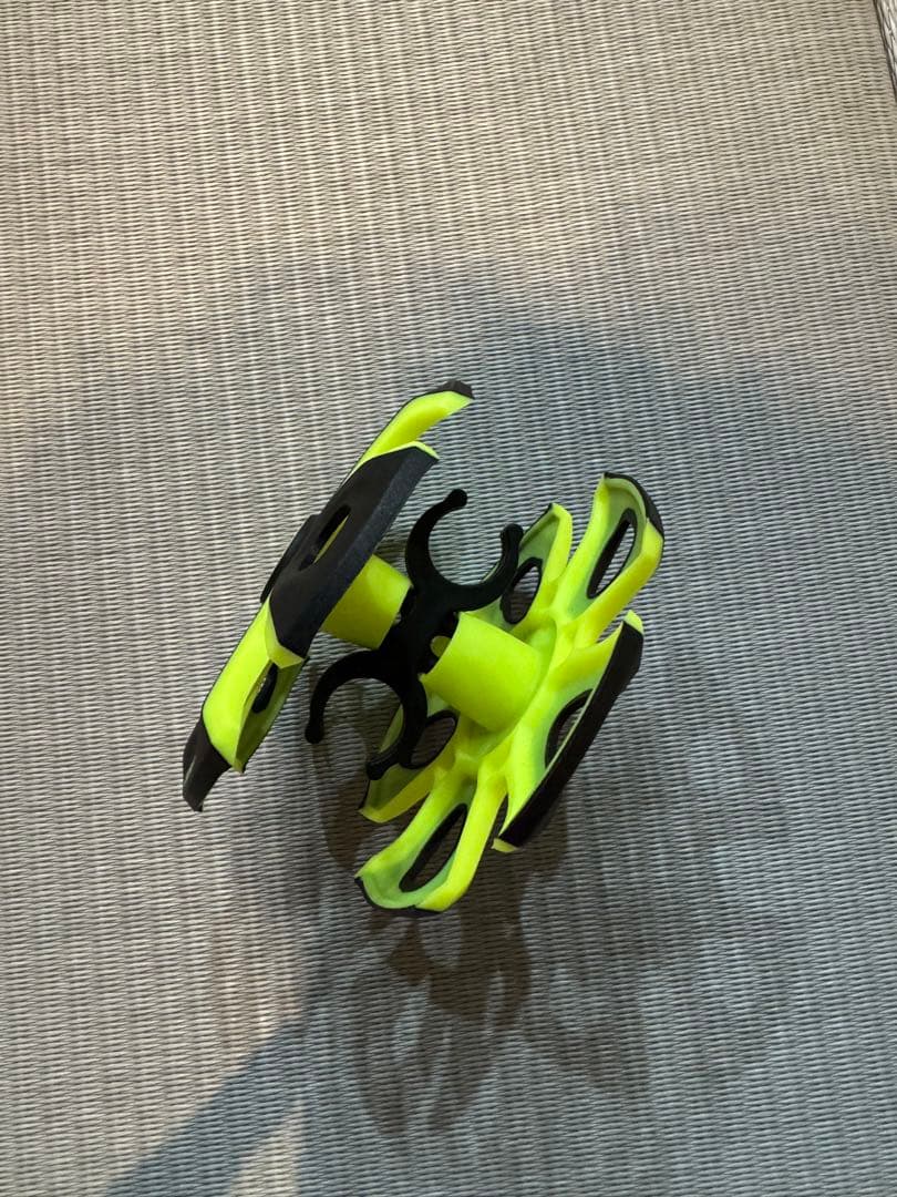 mo1737LEKI スキー用ストック カーボン製 黒/黄