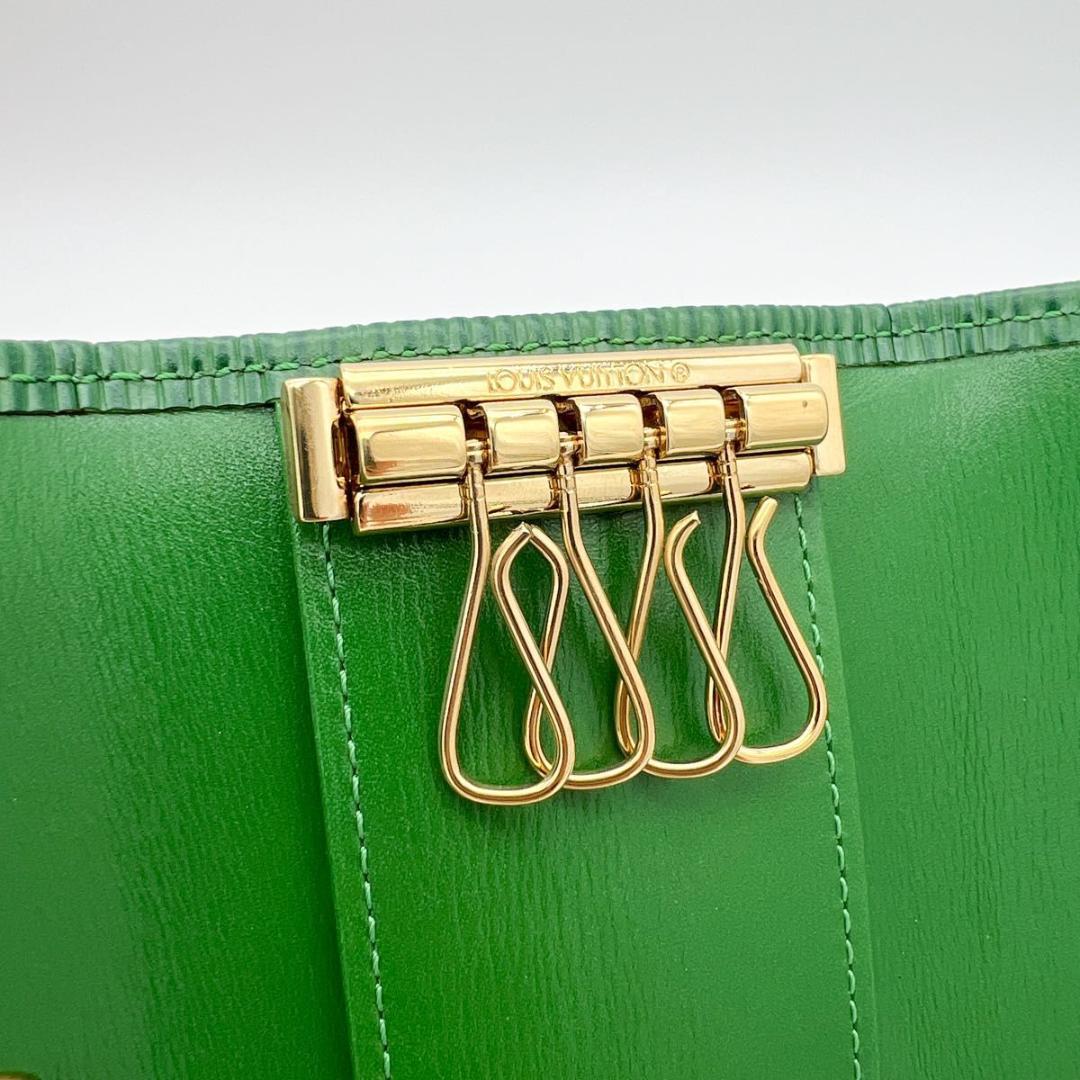 使用わずか❣ヴィトン エピ ミュルティクレ4 キーケース ボルネオグリーン