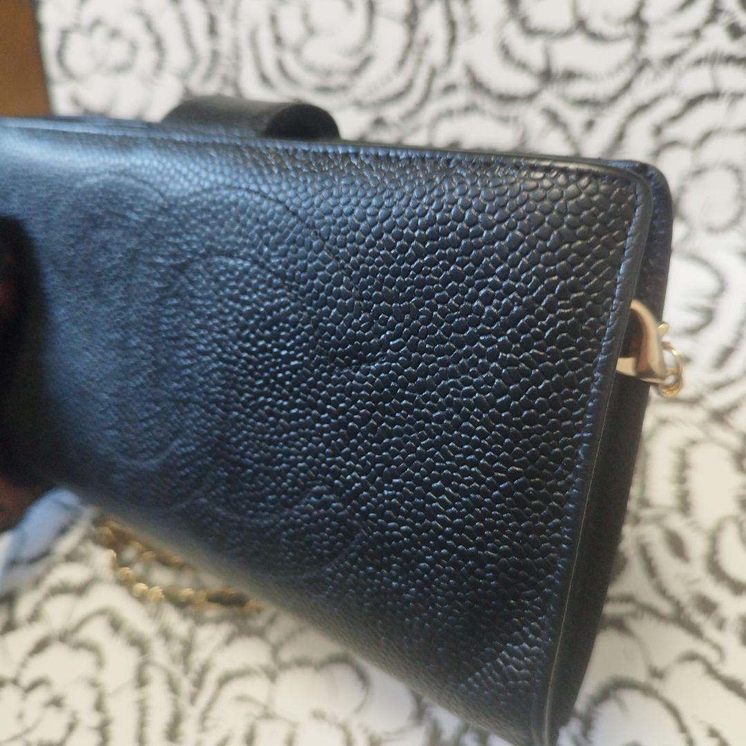 シャネル　がま口財布　キャビア