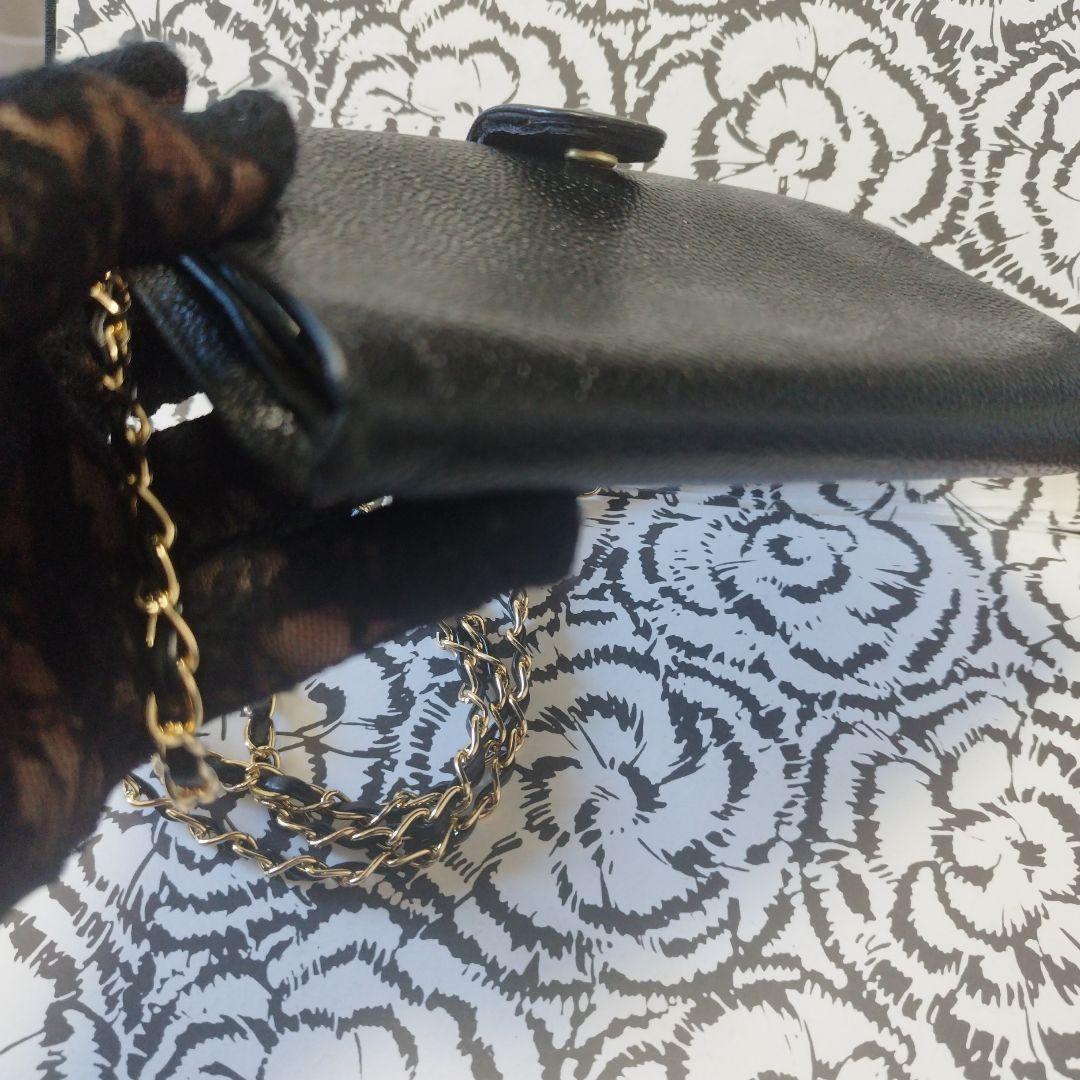 シャネル　がま口財布　キャビア