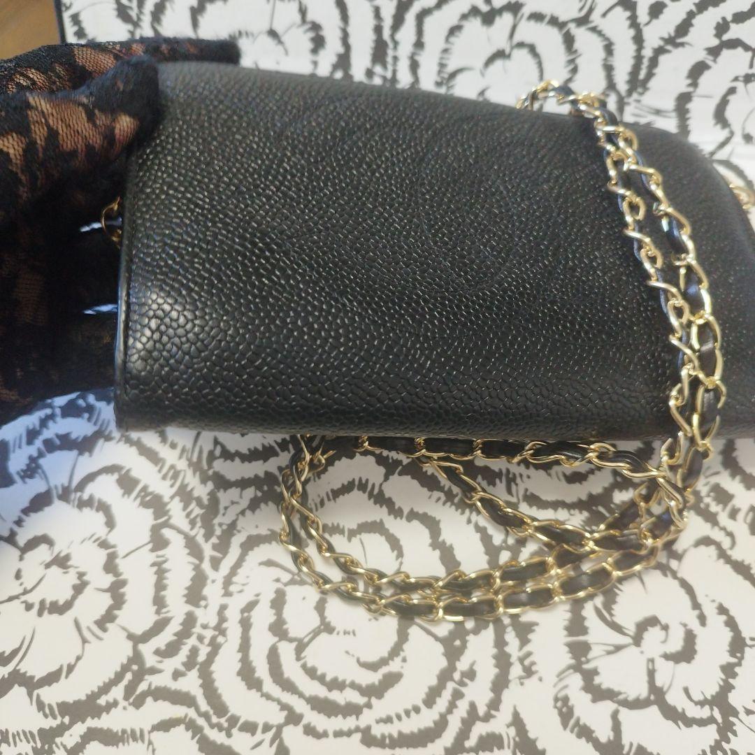 シャネル　がま口財布　キャビア