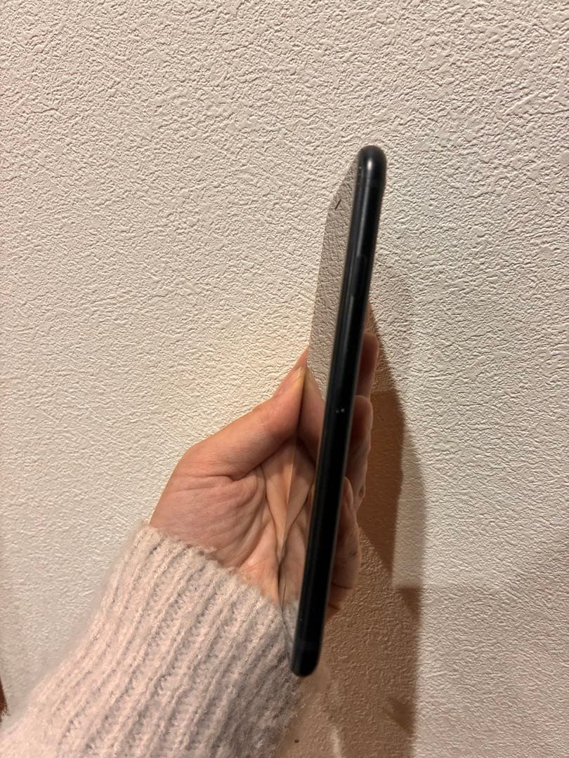 ブラック iPhone se 第3世代 128GB