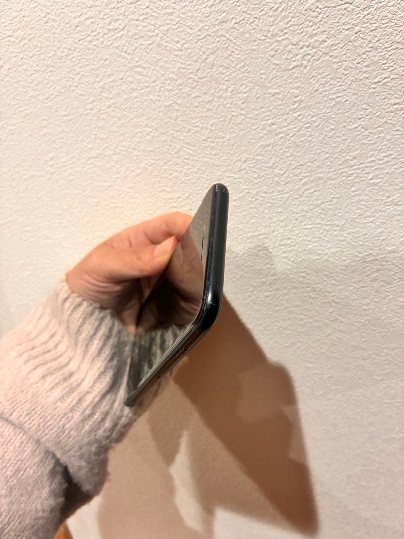 ブラック iPhone se 第3世代 128GB