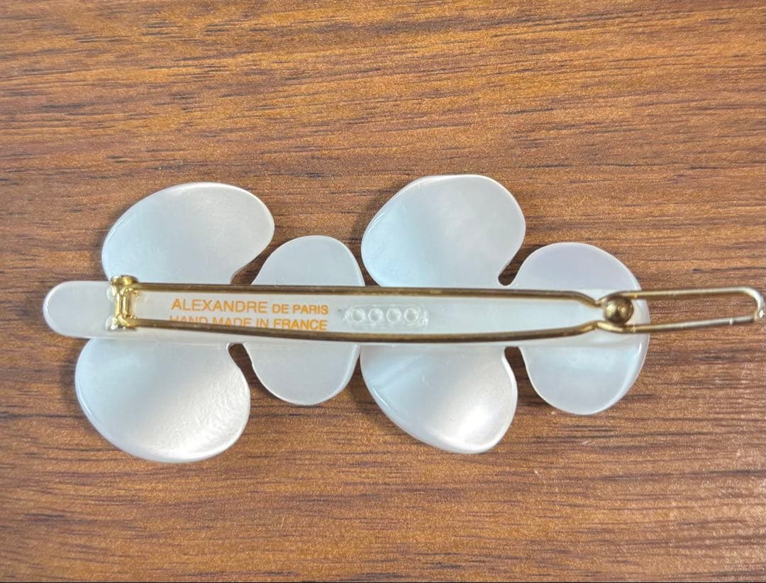 ALEXANDRE DE PARIS ヘアピン　ボールピン　カメリア　ホワイト