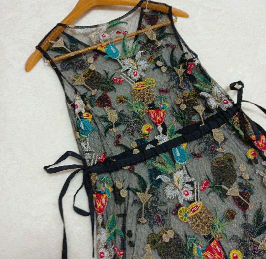 n*u様 グレースコンチネンタル　花柄刺繍 ワンピース　36Sサイズ