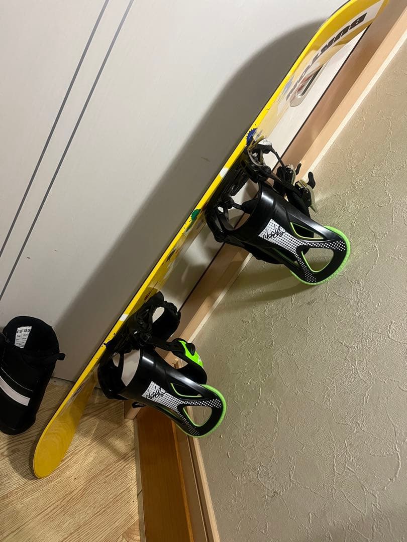 キッズ、小学生！転びにくく安全に滑れる！ZUMA ダイヤルブーツセット！