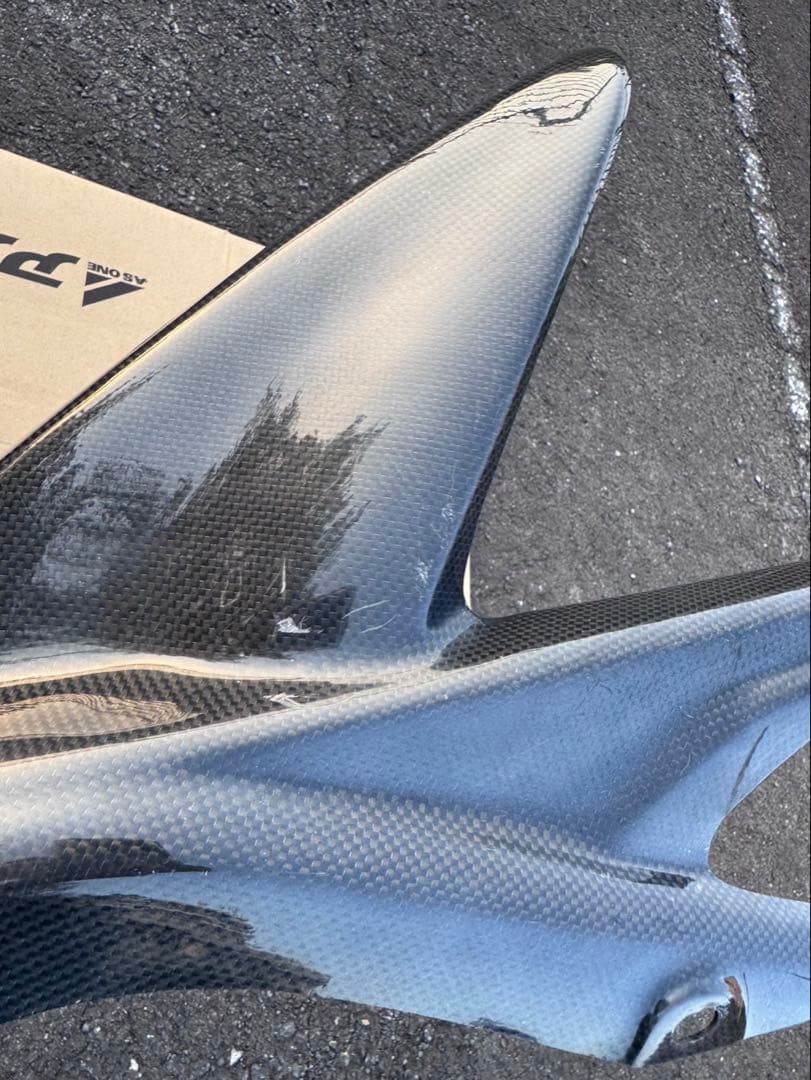 最終値下げYZF-R25/R3カーボントリムスクリーン＆リアフェンダーSPL2点