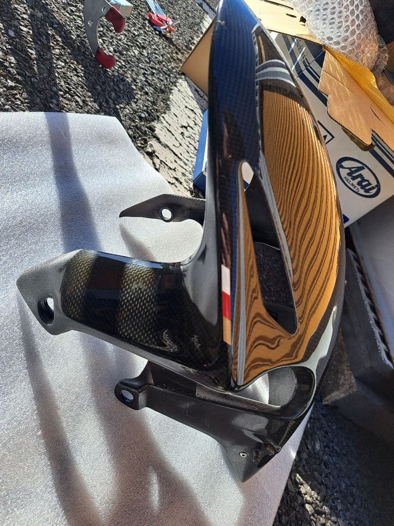 ホンダ 無限 カーボンフロントフェンダー　CBR1000RR SC59 SC77