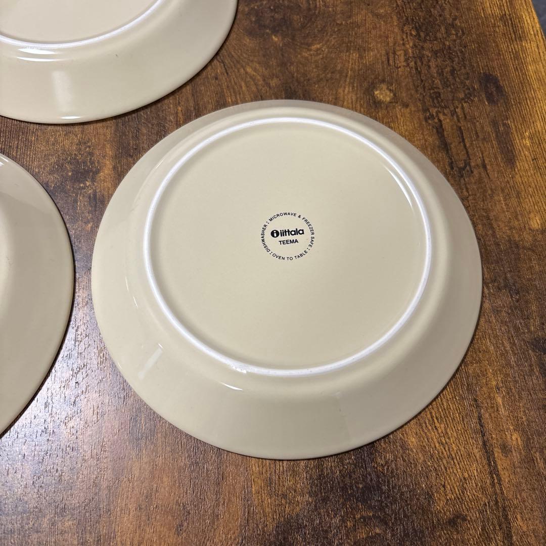 イッタラ　ティーマ　プレート3枚とマグカップ２個