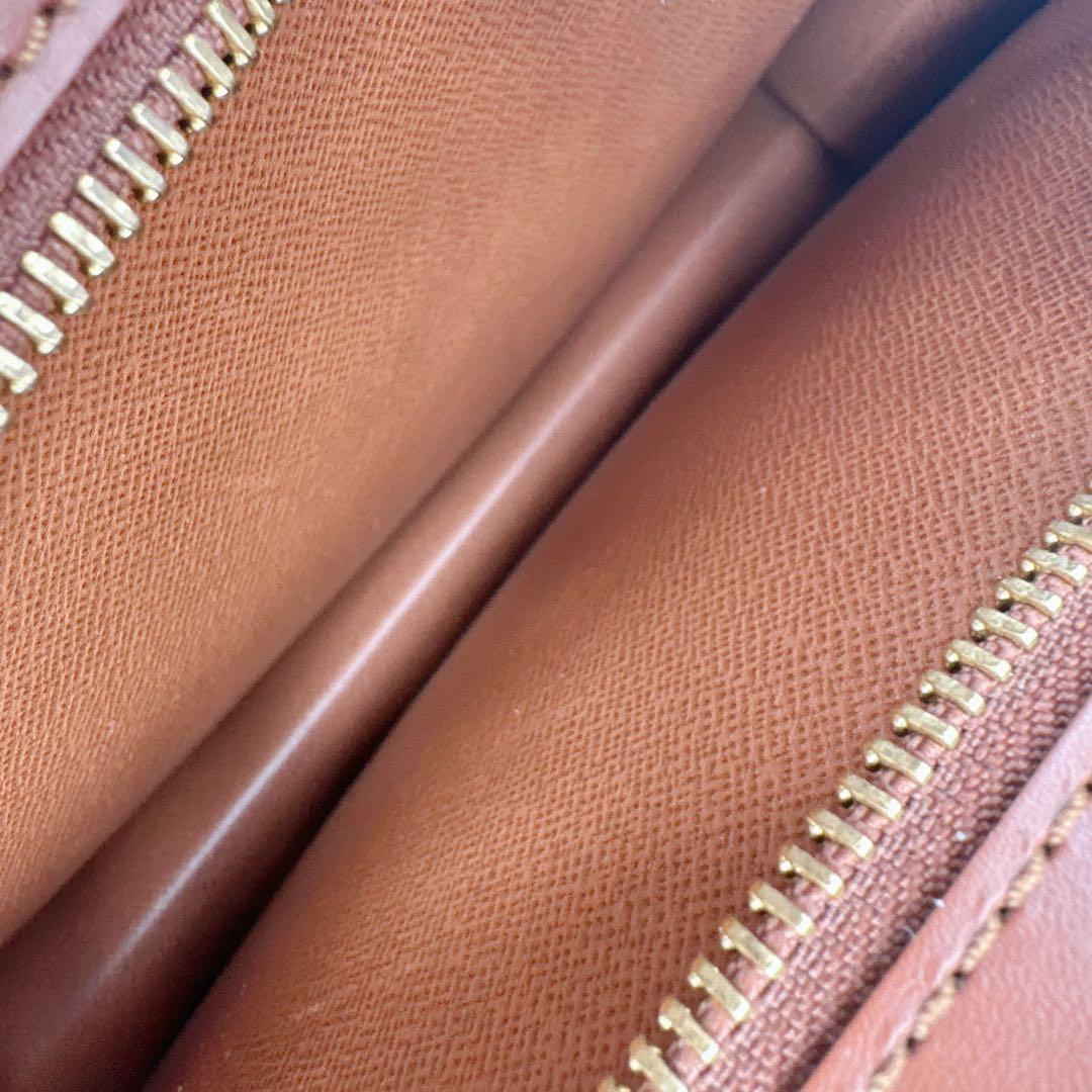 美品　ルイヴィトン　モノグラム　セカンドバッグ　ポシェットオム　TH0942