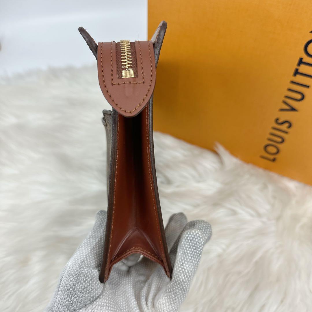 美品　ルイヴィトン　モノグラム　セカンドバッグ　ポシェットオム　TH0942