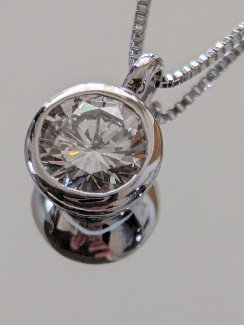 K18WG使用 1.076ct Ｄ SI1 EX HC天然ダイヤモンドネックレス