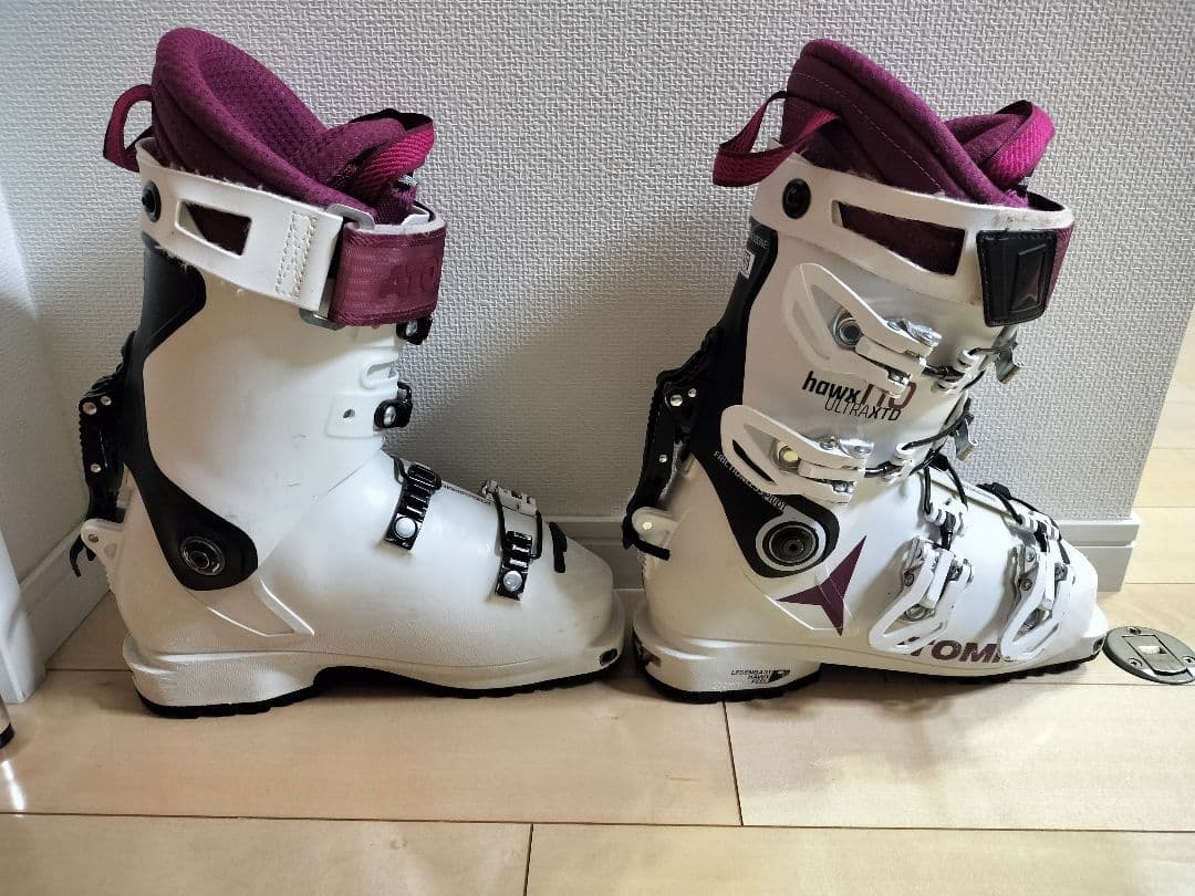 アトミック HAWX 110 ULTRA XTD 23.5cmTLTスキーブーツ