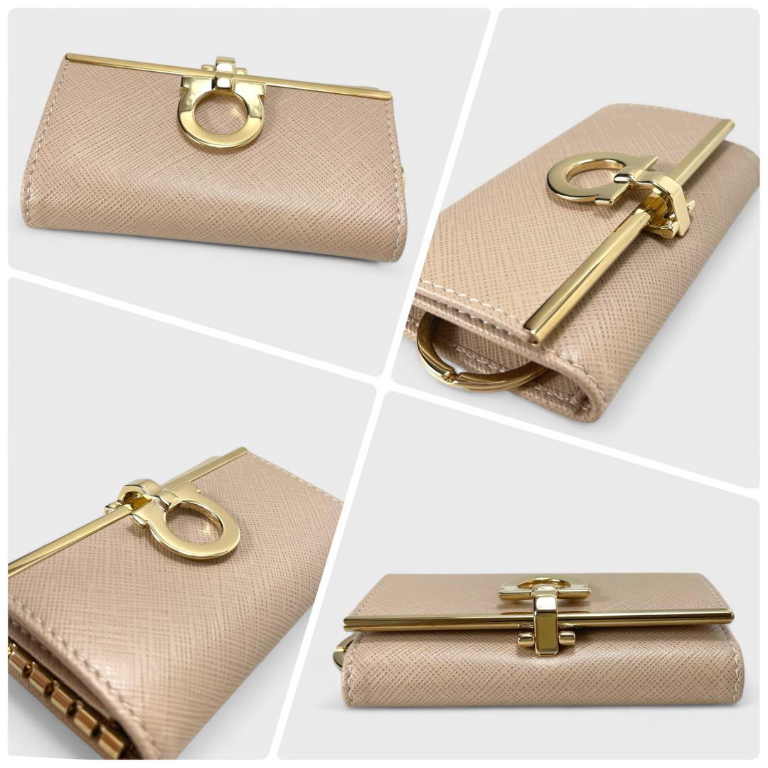 未使用✨Salvatore Ferragamo ガンチーニ 6連キーケース 箱付