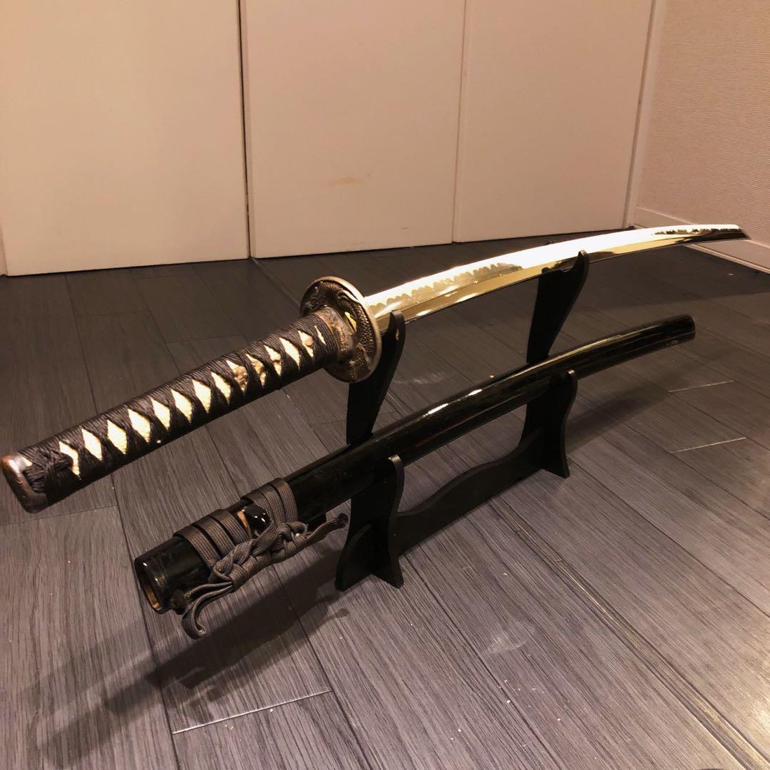 高級模造刀　黒拵え　居合刀　太刀　本格模造刀