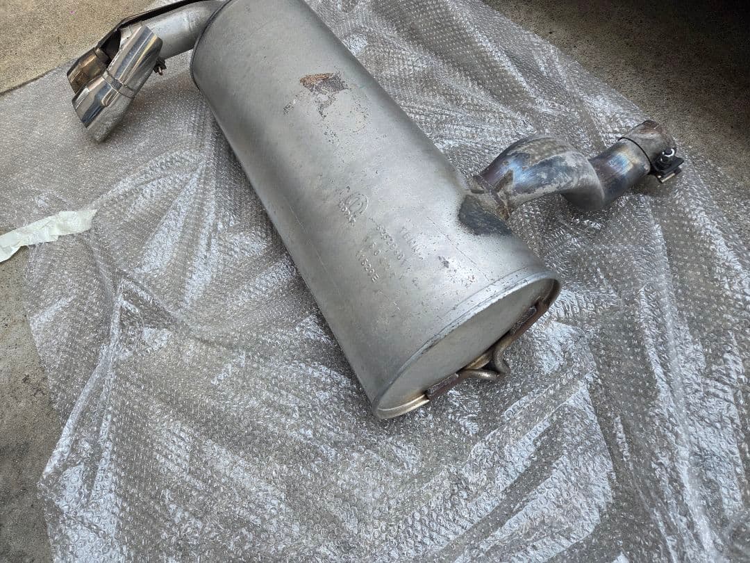 JEEP ラングラー JL 純正マフラー　ジープ