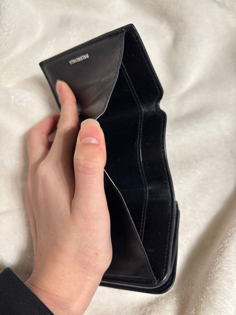 バレンシアガ　三つ折り財布