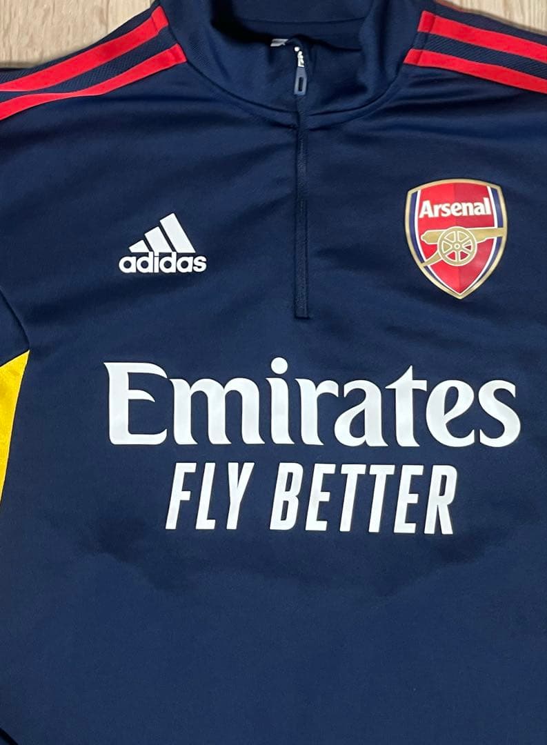 adidas アーセナル　Arsenal トレーニングトップ　中古　国内M