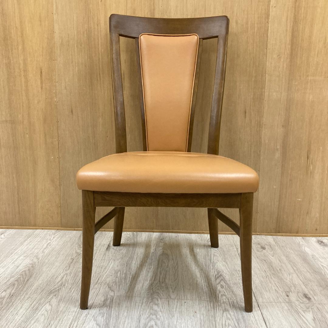 【カリモク】本革　ダイニングチェア　ハイバック　椅子　A