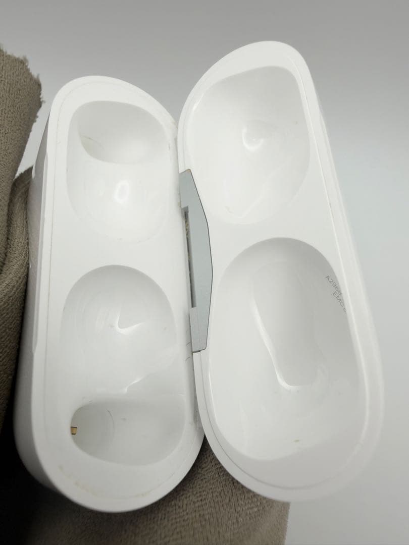 AirPods Pro 第2世代 MTJV3J/A 箱・付属品完備Apple純正