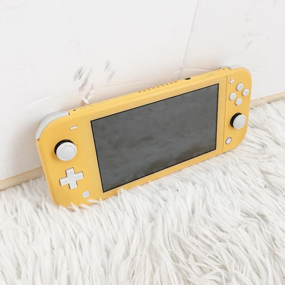 任天堂 スイッチライト イエロー HDH-001 Nintendo