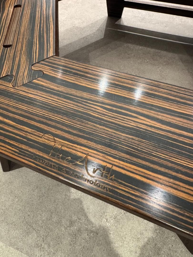 thearth ざぁーす　ヘキサテーブル　黒しま次郎