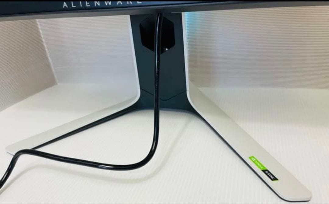 ALIENWARE AW2521HFLルナライト　240hz Apexplo付属