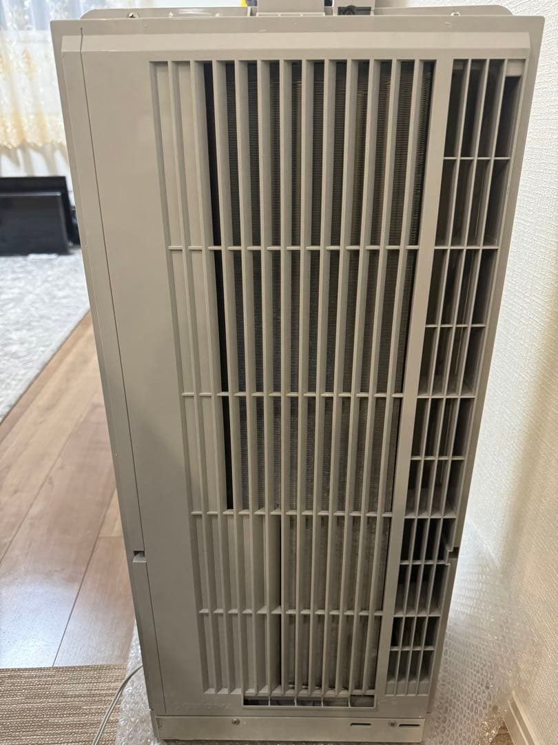 CORONAルームエアコン　ウインド型冷房専用　形式名CW-168G