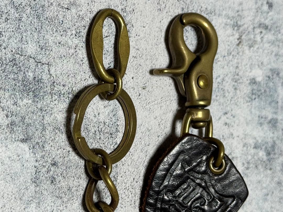 HTC ユーロ ウォレットチェーン ブラス