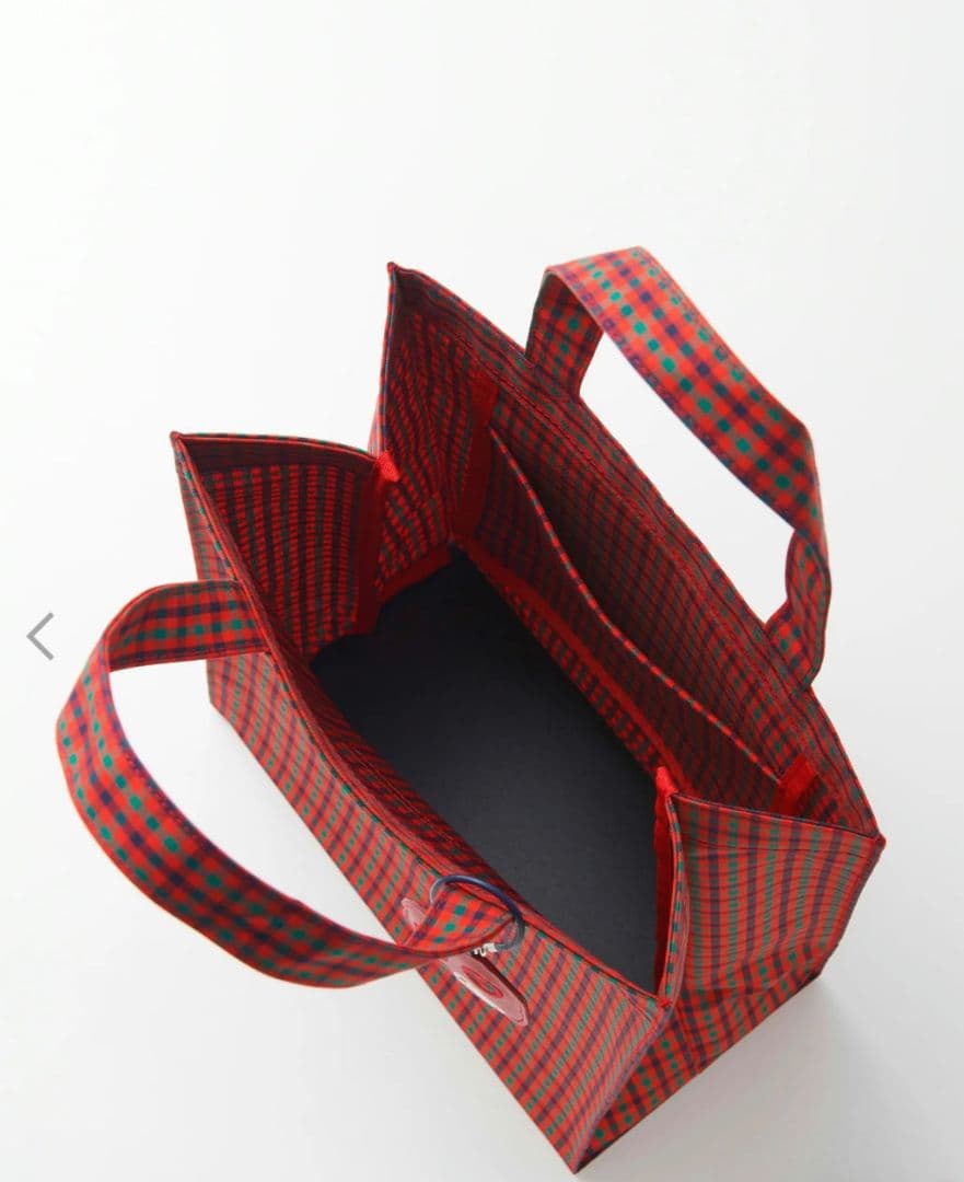 新品未使用タグ付き　ファミリア　チェック　 トートバッグ　大　赤