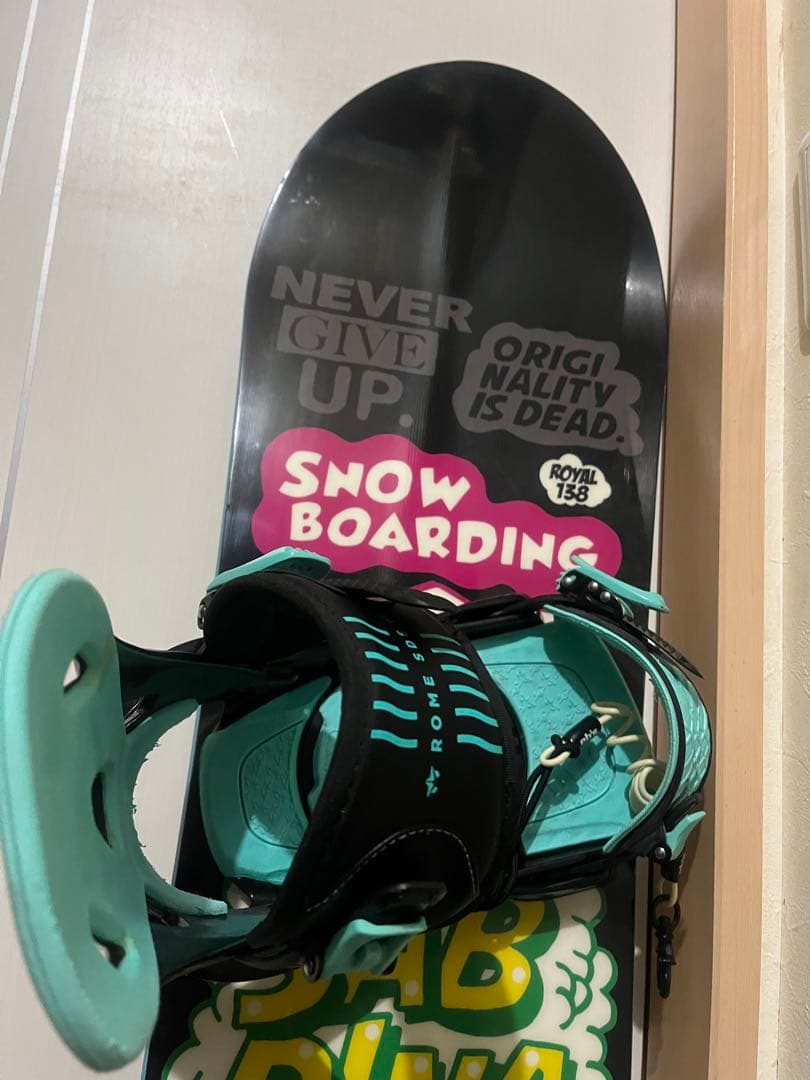 軽量ハイブリッドボード！サブリナ　　 138cm romeバイン