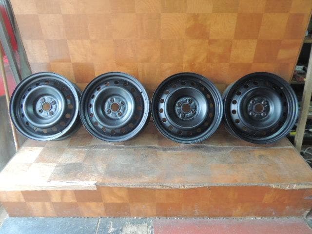 T291　16×5.5J　スチールホイール　4枚　PCD 100　4穴　自家塗装