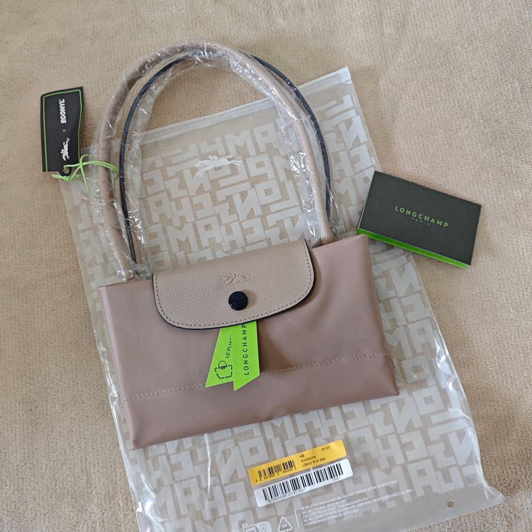 【新品】LONGCHAMPクラシックシリーズ 　定番デザイン M ピンク