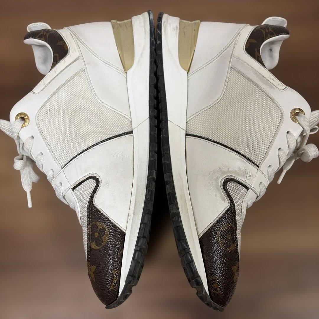 【28日に消去】LOUIS VUITTON . スニーカー，ランアウェイ