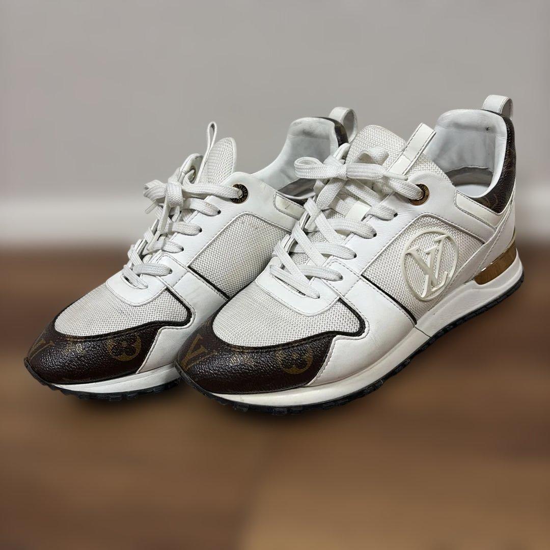 【28日に消去】LOUIS VUITTON . スニーカー，ランアウェイ