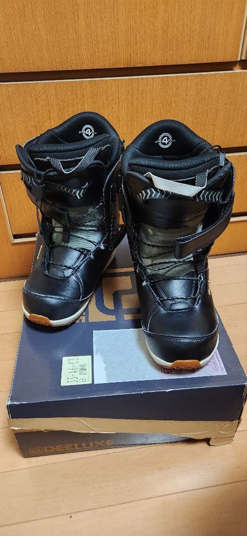 スノーボード deeluxe empire 26.5