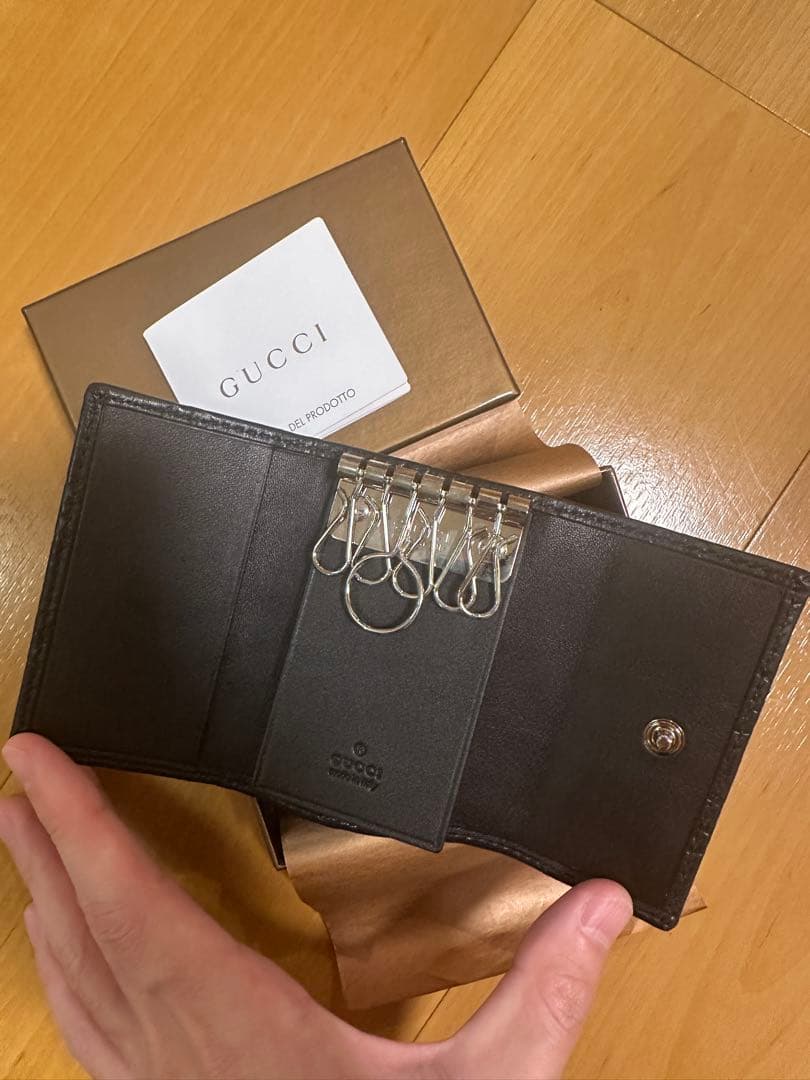GUCCI レザーキーケース 新品未使用