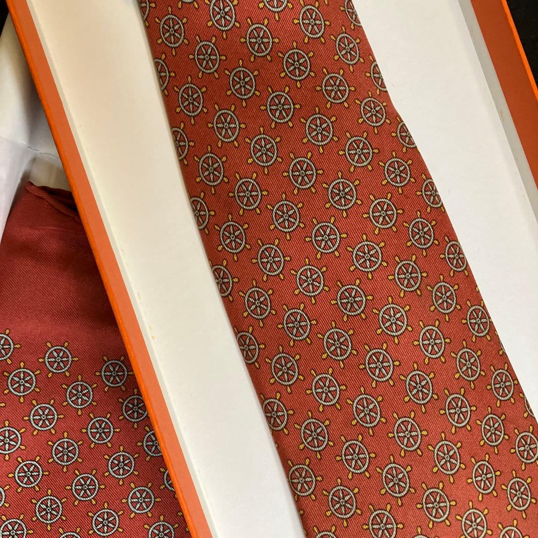 年内特別価格‼️ネクタイチーフセット 綺麗