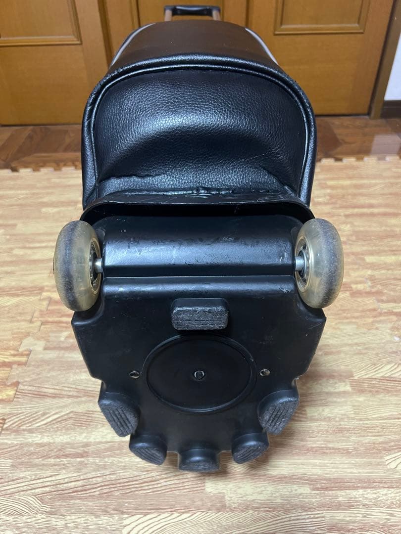 マンシングウェア キャディバッグ カート式 軽量 ペンギンロゴ 黒