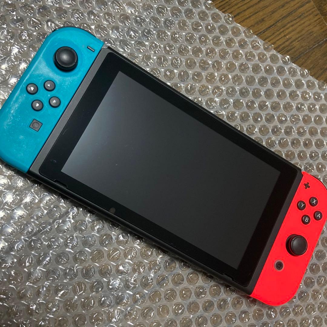 即日発送 NintendoSwitch ニンテンドースイッチ 本体 ホリパッド付