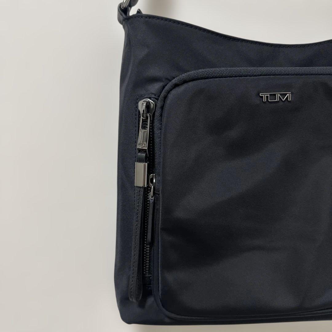 TUMI トゥミ　テイラー　クロスボディ　ショルダーバッグ