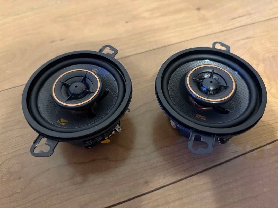 KICKER KSC3504 3.5インチスピーカー