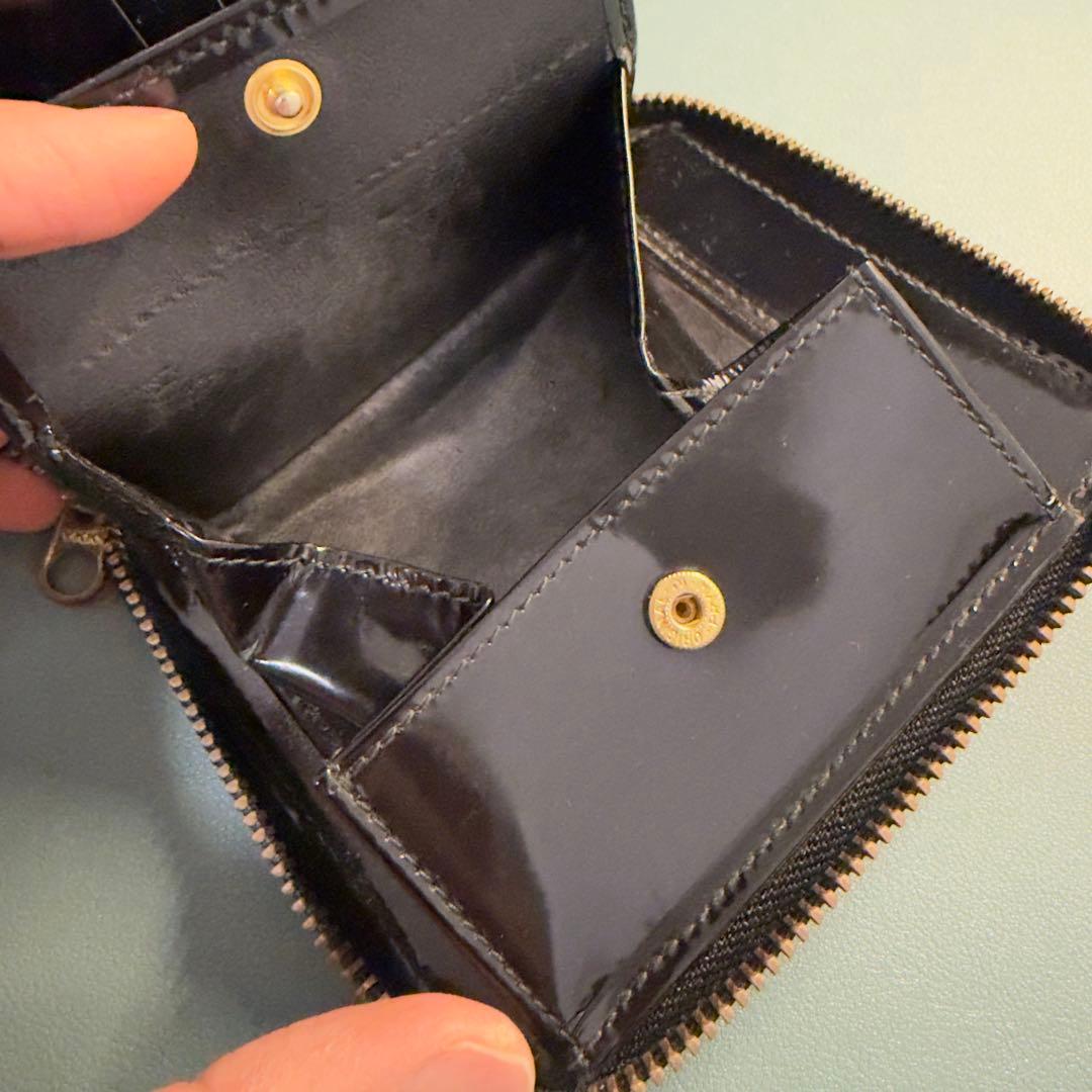 コムデギャルソン 財布 ドット柄 エナメル ブラック ラウンドジップ 正規品