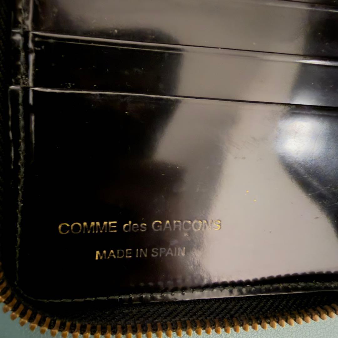 コムデギャルソン 財布 ドット柄 エナメル ブラック ラウンドジップ 正規品