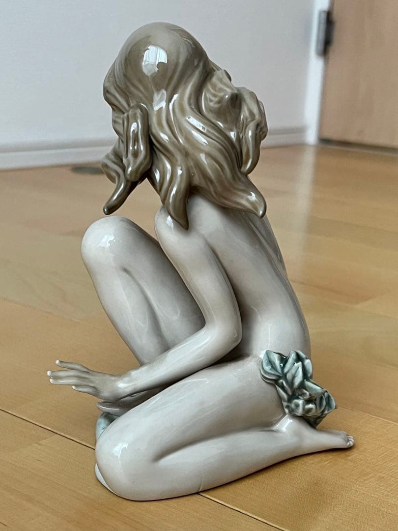 【希少品】リヤドロ　1482 イヴ　渚にて　1985〜1988 廃盤品