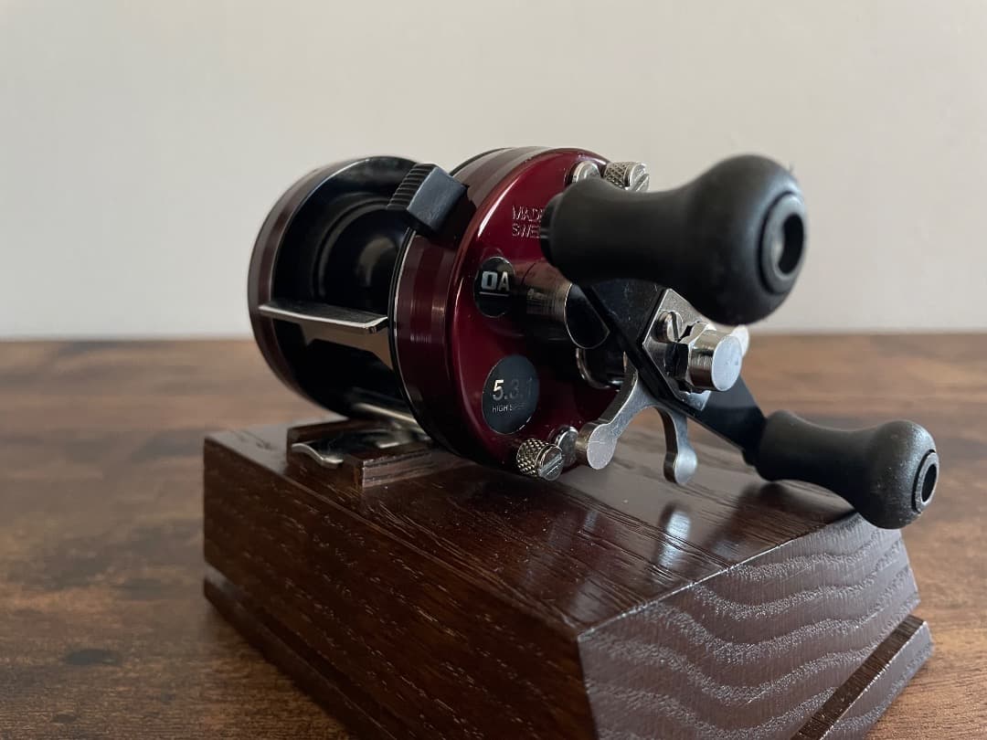 ABU Ambassadeur 2500C アブ アンバサダー バーガンディ