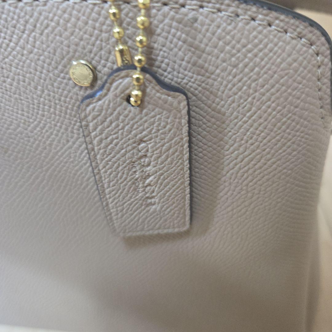 本日のみお値下げ！COACH　ショルダーバッグ　ベージュ