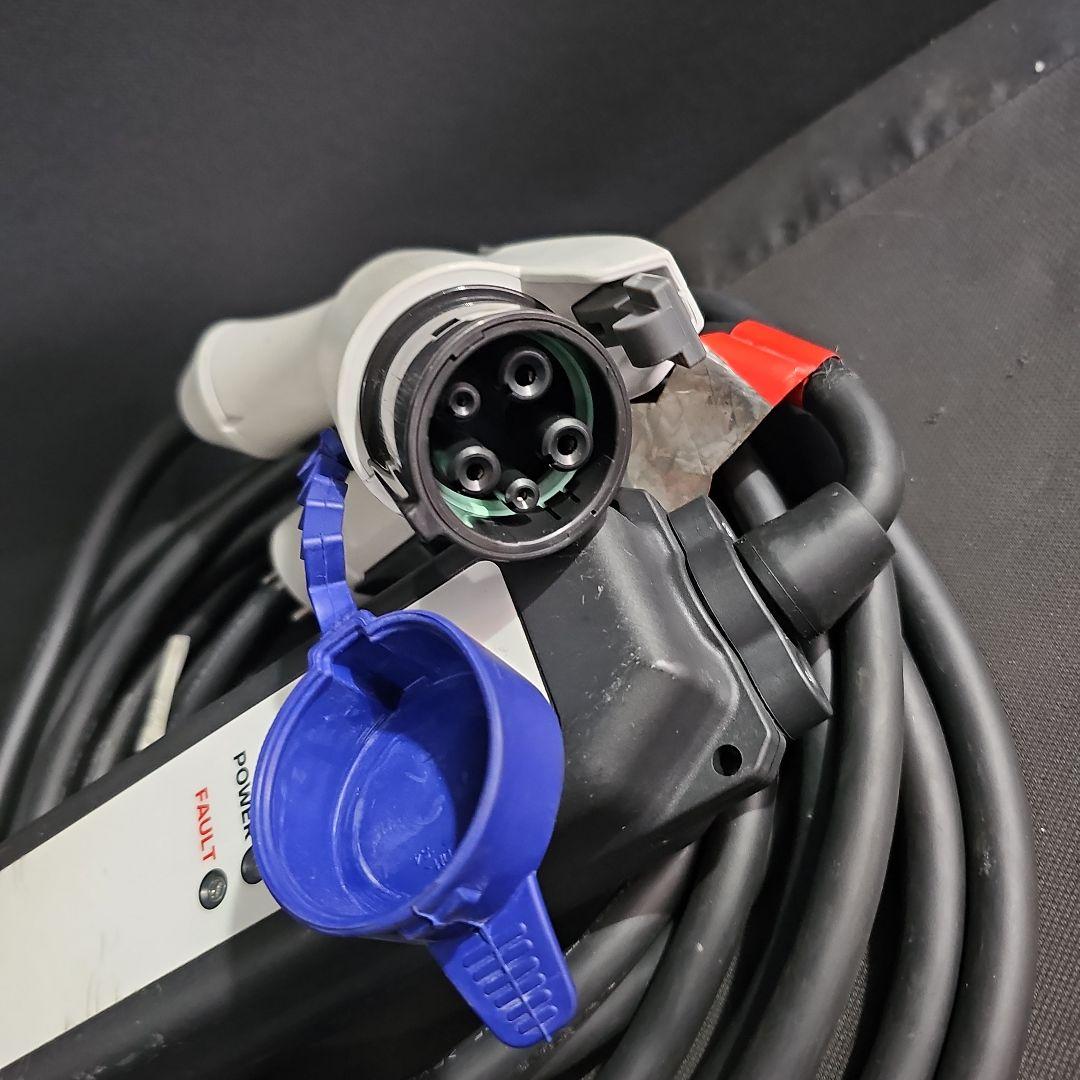 Nissan 電気自動車用充電器 Model No.29690 6WX0A