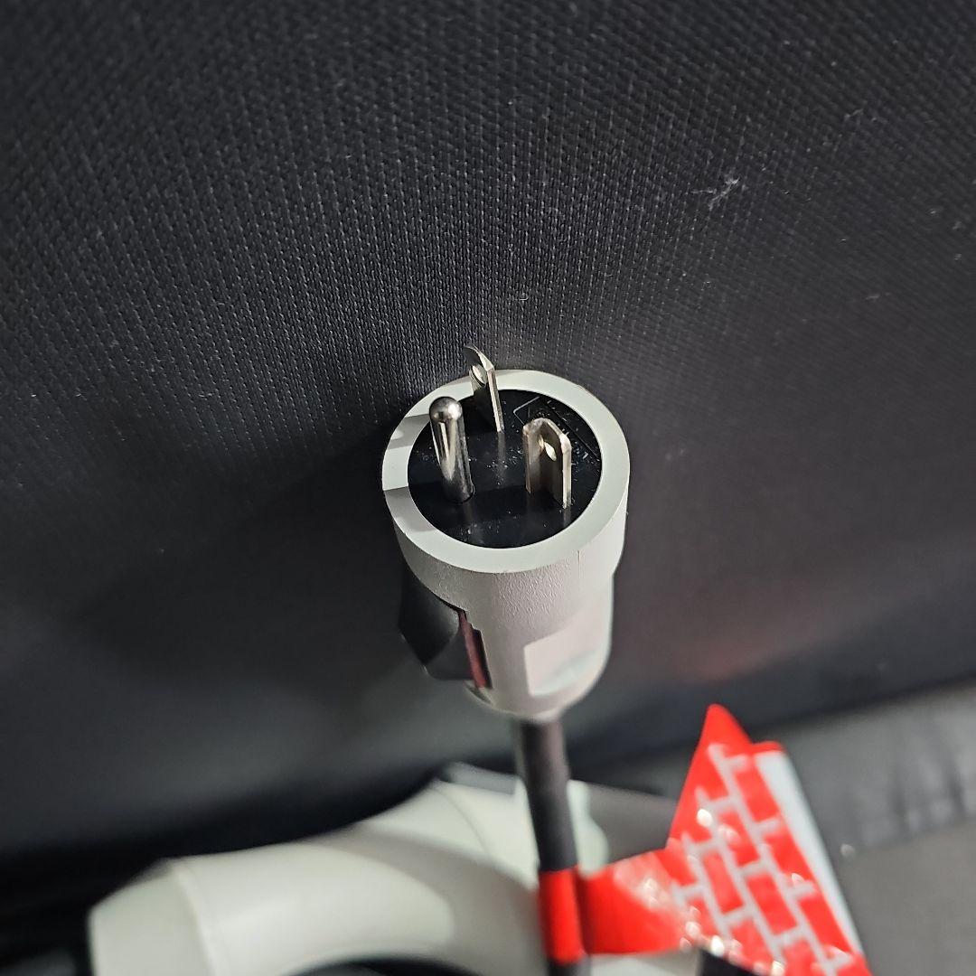 Nissan 電気自動車用充電器 Model No.29690 6WX0A