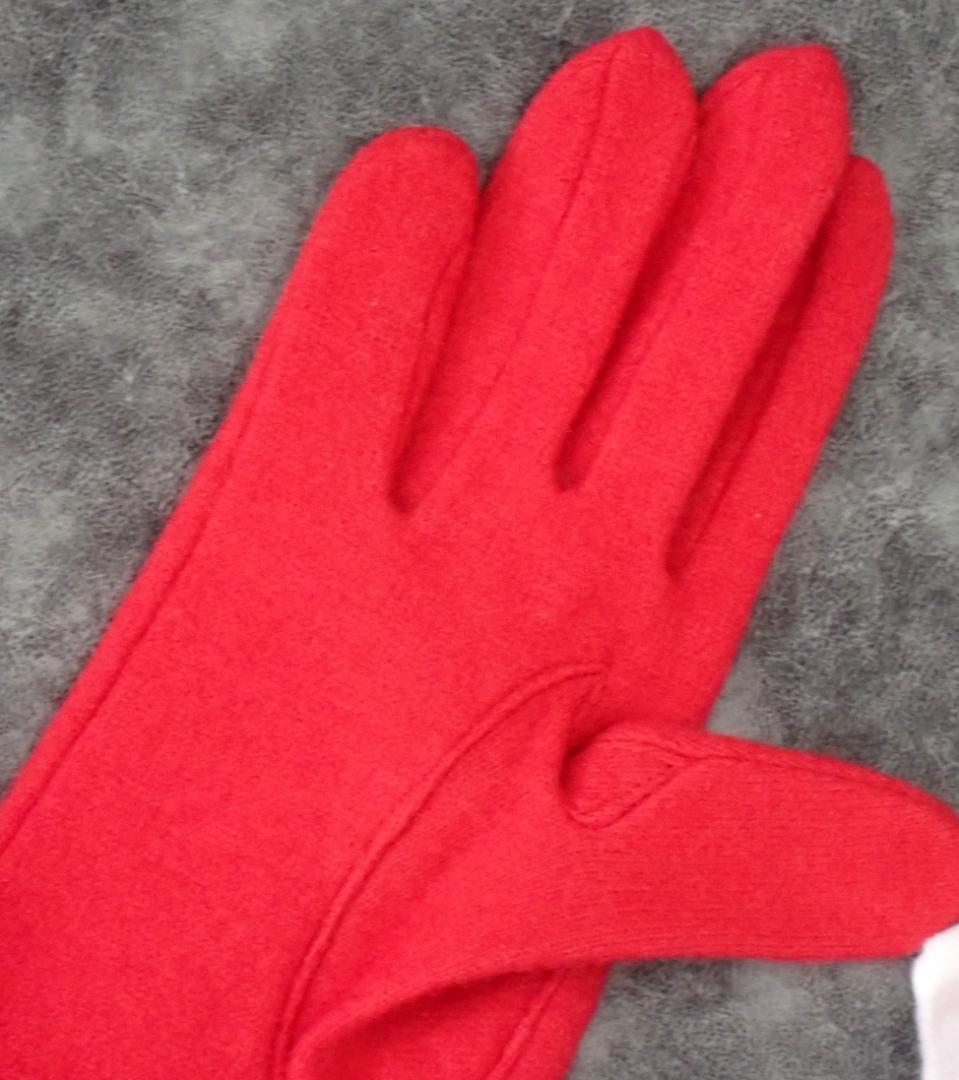 新品 クリスチャンディオール CD ニットグローブ タグ付き ゴールド金具